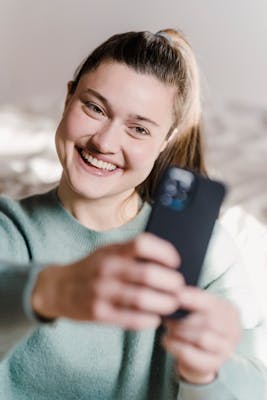 Freya, 27