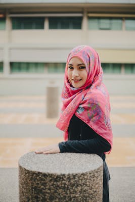 Frida, 24